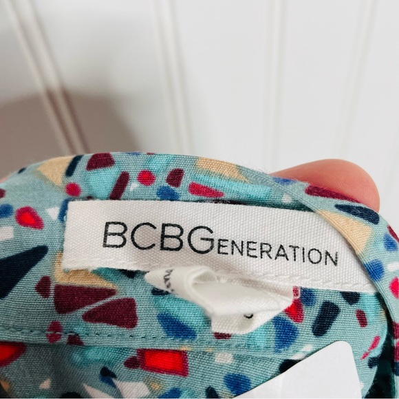 BCBGeneration Geometric Pleated Skirt - Picture 6 of 7